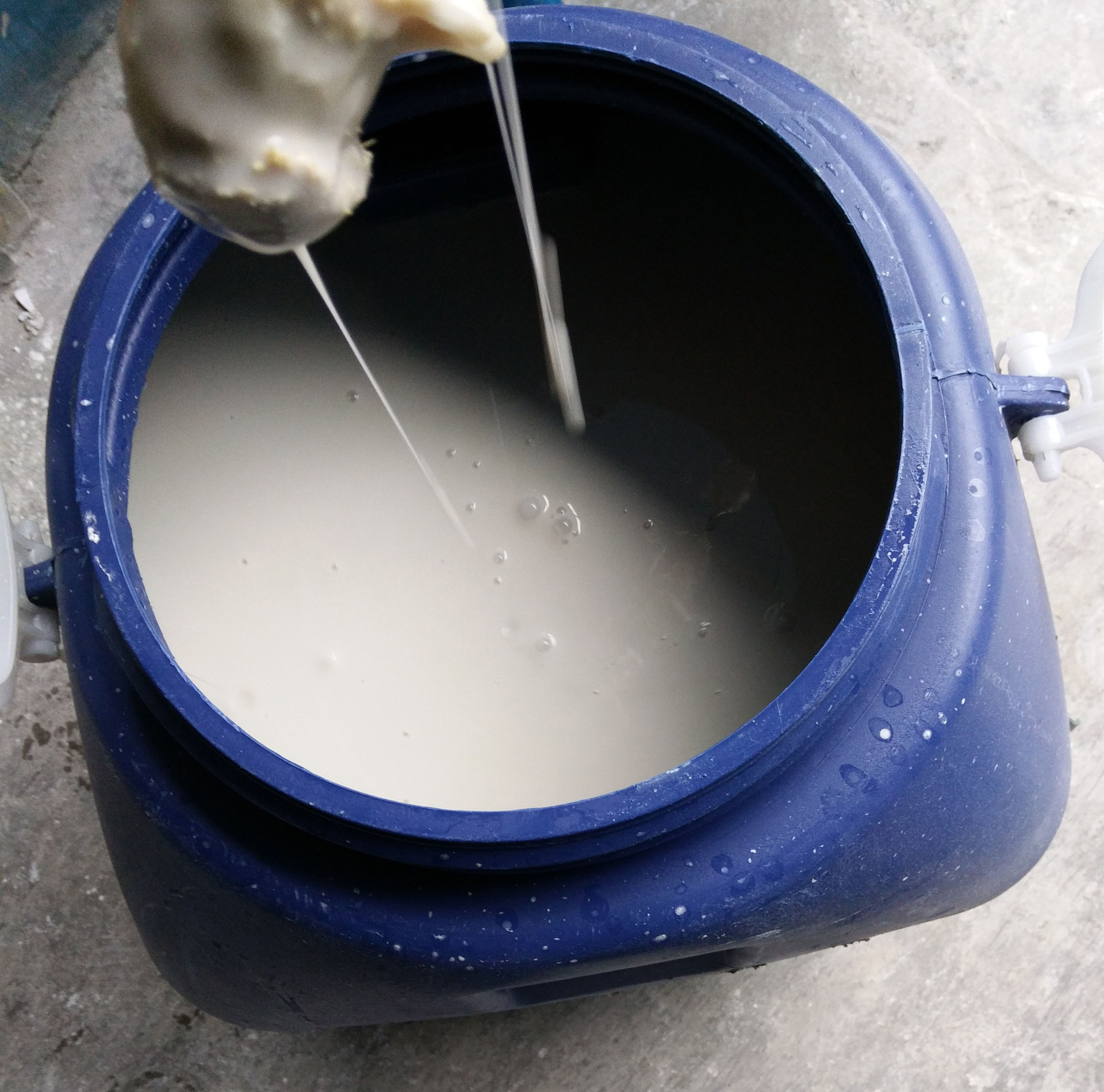 淀粉膠消泡劑應(yīng)用場景展示圖